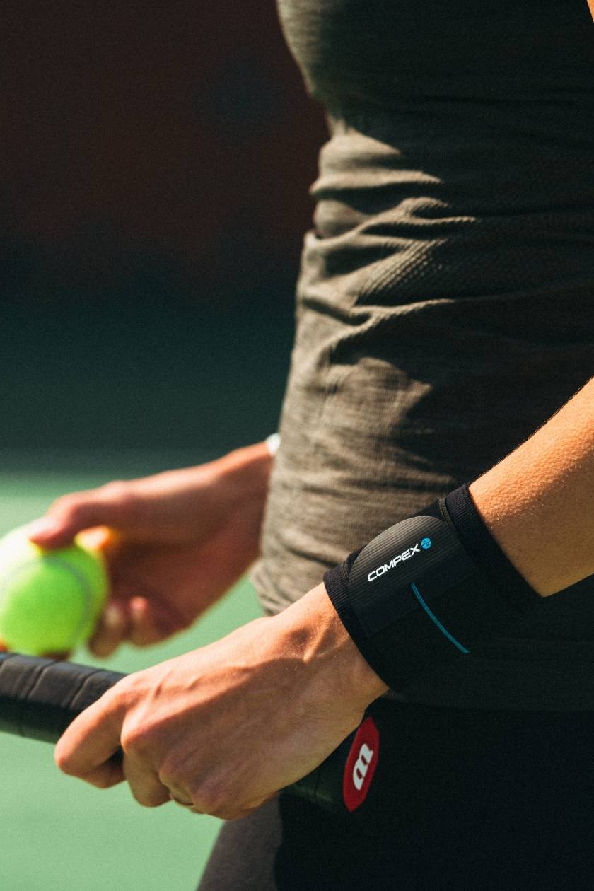 compex-activ-wrist-band-handgelenkbandage-sport-support image 6