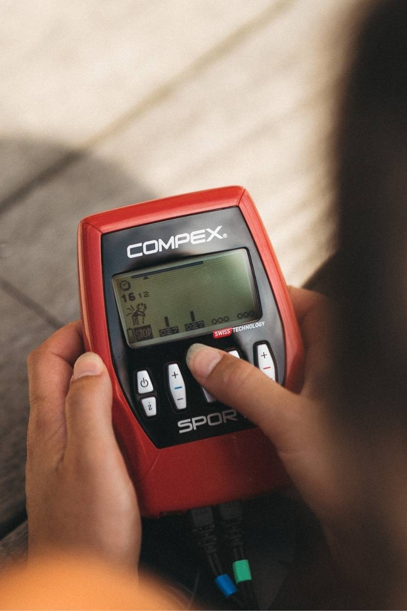 compex-sport-ems-muskelstimulator-mit-tens-erholung image 2