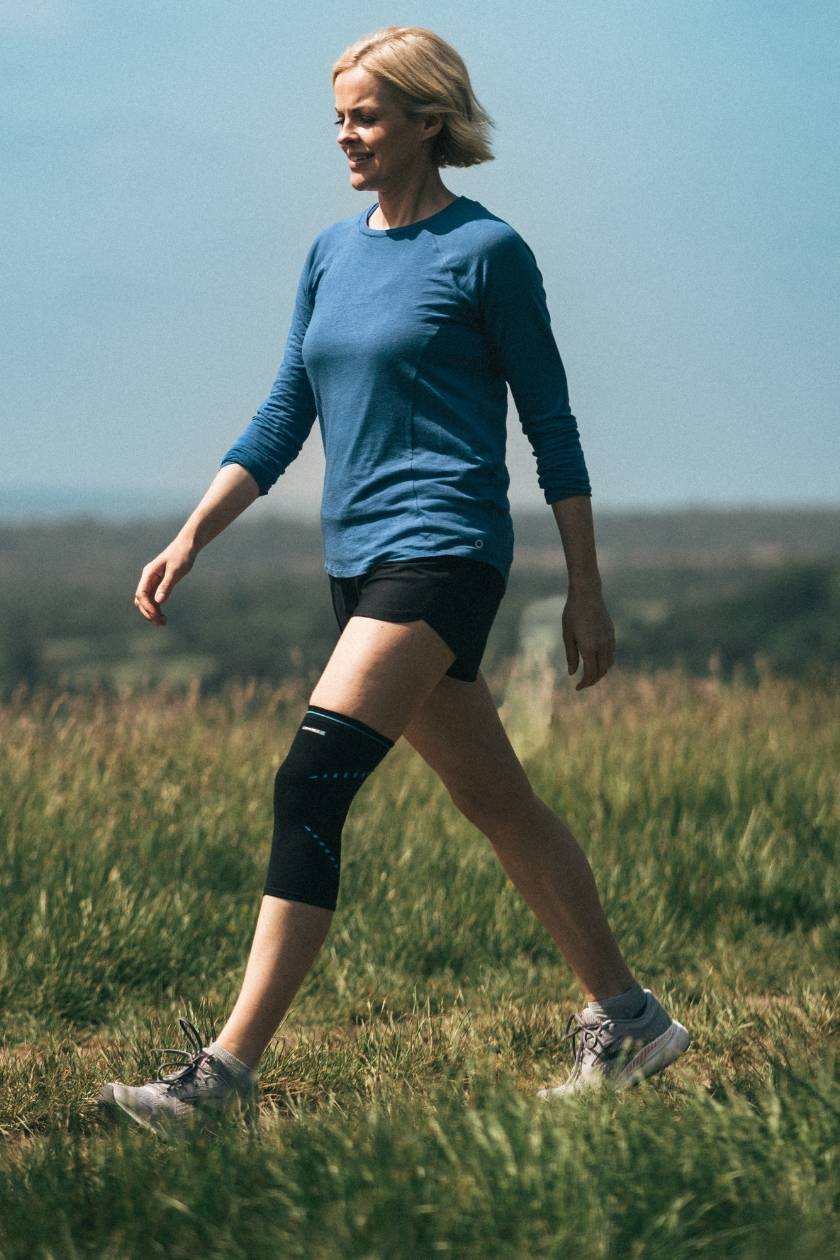 compex-activ-kniebandage-kniest-tze-gr-e-m-kompression image 3