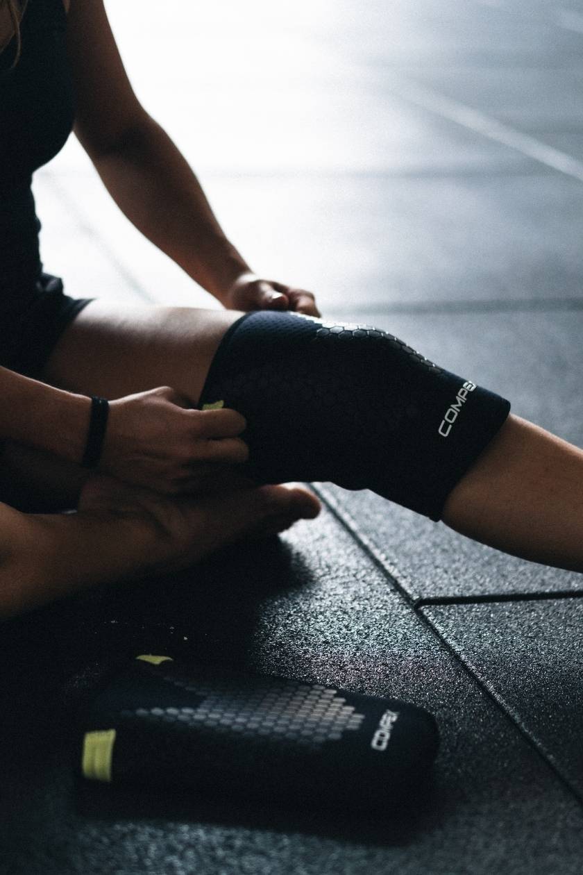 compex-activ-5mm-knee-support-sleeves-kniest-tze-gr-l image 4